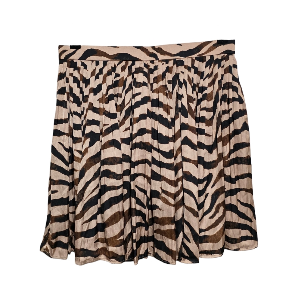 J. Crew Featherweight Satin Mini Skirt in Zebra Stripe Size 6 NWT - Picture 4 of 5